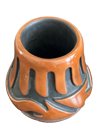 Native American Jemez Pueblo Carol Grace 3.5" Tall B5 Pottery Vase - Picture 5 of 6