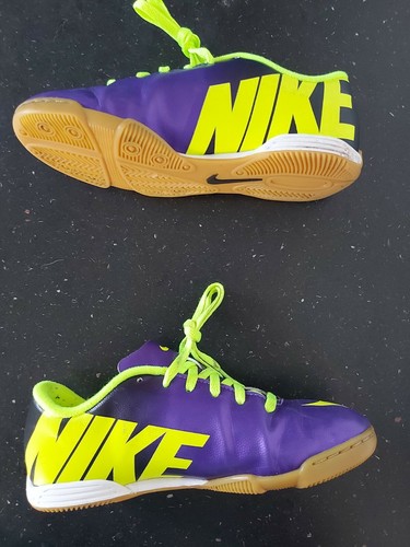 nike mercurial astro turf