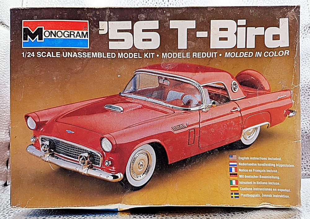 1/24 SCALE 1982 MONOGRAM '56 T-BIRD - 1956 FORD THUNDERBIRD PLASTIC MODEL KIT