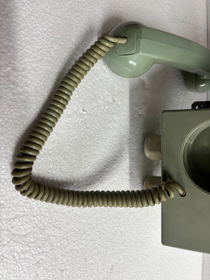 SUNTEC MARINE TELEPHONE SCW-513A WALL TYPE TELEPHONE - Image 4 of 4