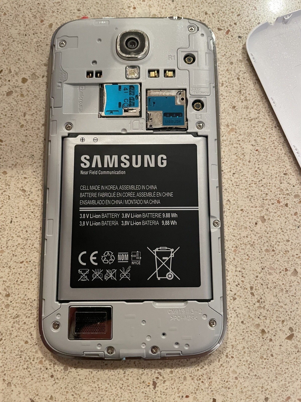 Lot Of Samsung Galaxy S2, S4, S5 Motorola T-Mobile Phones For Parts Not Working