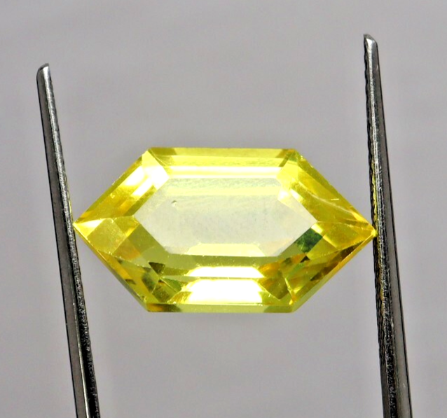 Lab-Created 16x9x7mm Loose Yellow Sapphire Fancy Cut 10.75 Carat Gemstone