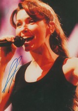 Shania Twain Autogramm signed 20x30 cm Bild
