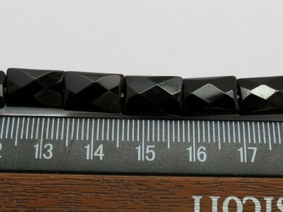 01 Natural Gemstone Black Onyx Beads 8x12mm Faceted Beads 15 Inch Long Strand - Image 2 of 3