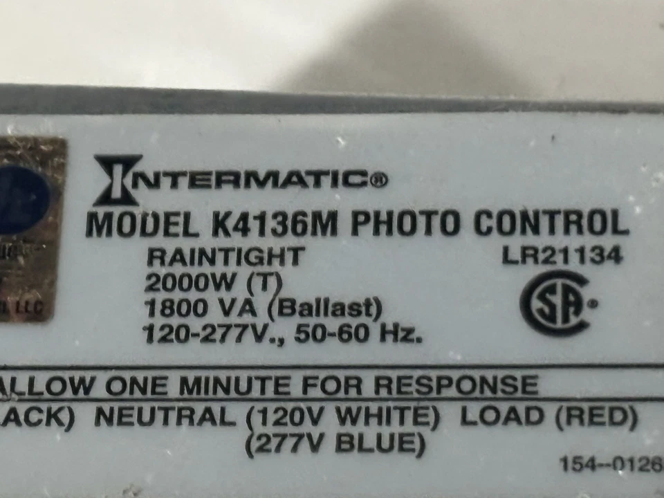 Control fotográfico intermatic modelo K4136M hermético 2000W / 1800VA / 120-277V Foto 3 de 4