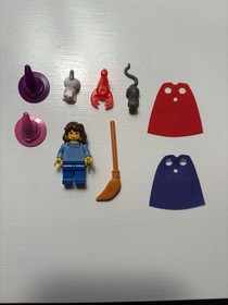 LEGO Harry Potter Set 4723 Diagon Alley Shops **Incomplete**