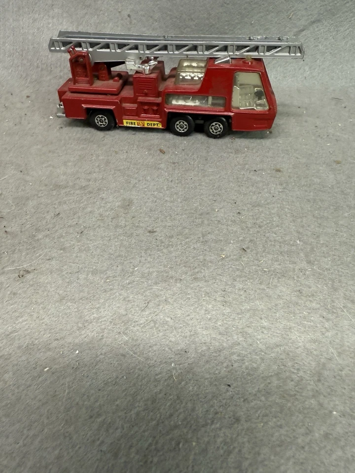 VINTAGE Matchbox Lesney King Size K9 Fire Tender 1972 England - Image 3 of 4