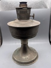 VINTAGE SUPER ALADDIN NICKEL PLATED PARAFFIN MANTLE TABLE OIL LAMP