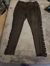 Women's leggings size medium with side pockets