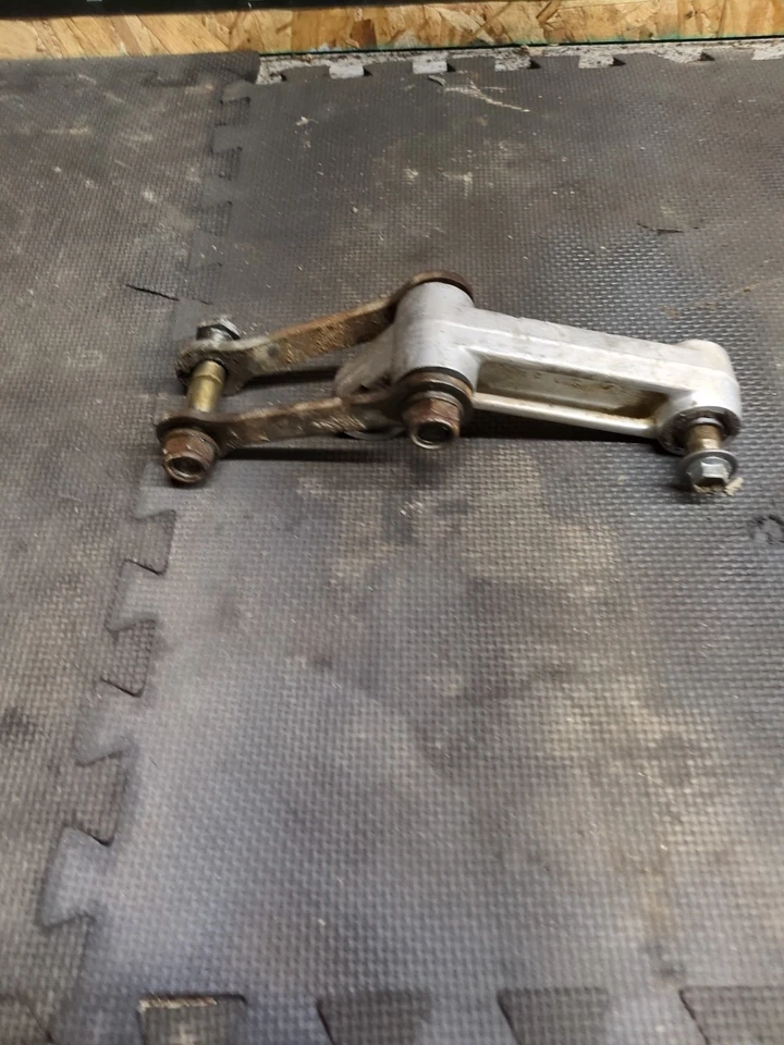 1992 WR200 Rear Shock Linkage Cushion Link Connecting Rod Arm Relay - Image 3 of 4