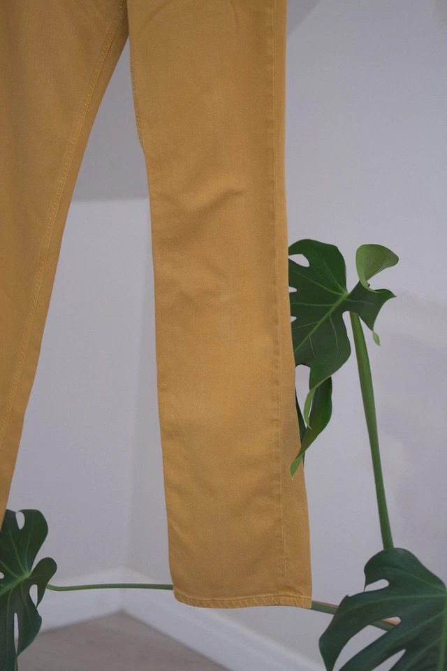 Pantalones de mezclilla de algodón mostaza de lujo para mujer Loro Piana talla 42 ajustados hechos en Italia Foto 3 de 4