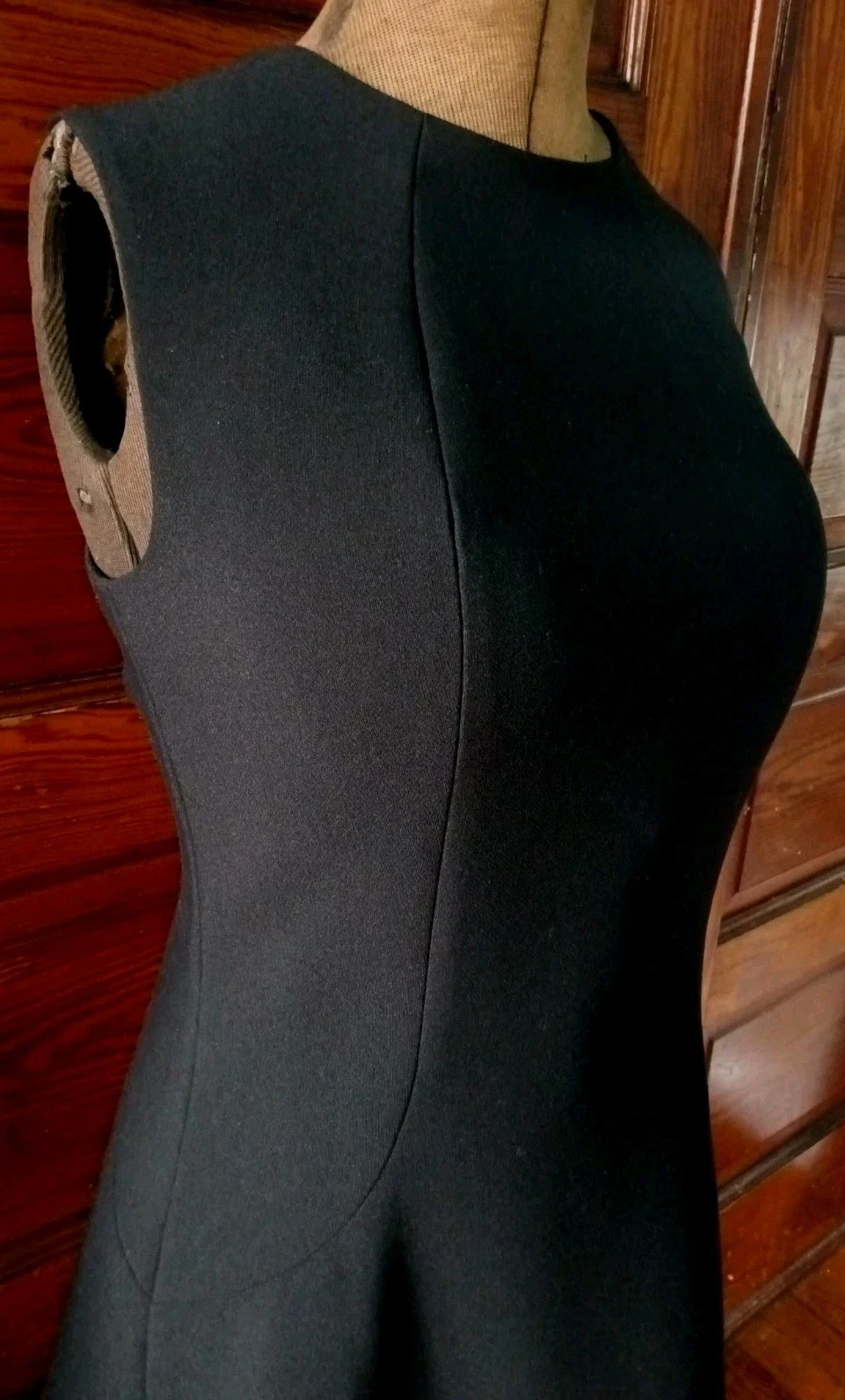 Mini abito nero senza maniche Kate Spade Ponte aderente e svasato scopa stick nuovo con etichette taglia 6