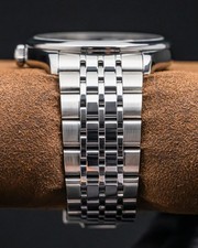 Tudor 1926 Opaline White & Blue Dial 41mm Steel Bracelet Automatic Date 91650 13