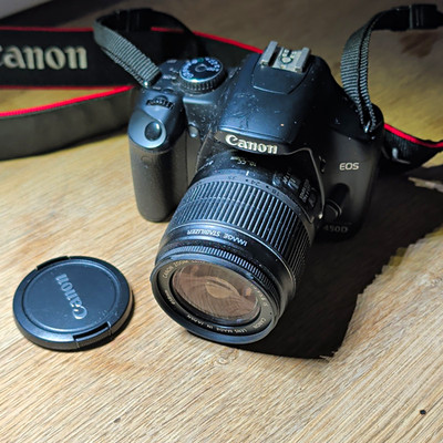 Canon EOS 450D DSLR 12,2 MP 3 Zoll mit EF-S 18-55mm IS f/3,5-5,6