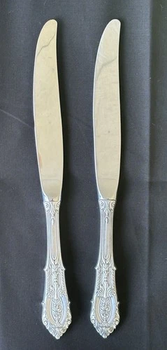 Pair of Vintage Wallace Rose Point Sterling Silver Handle Dinner Knifes 9"