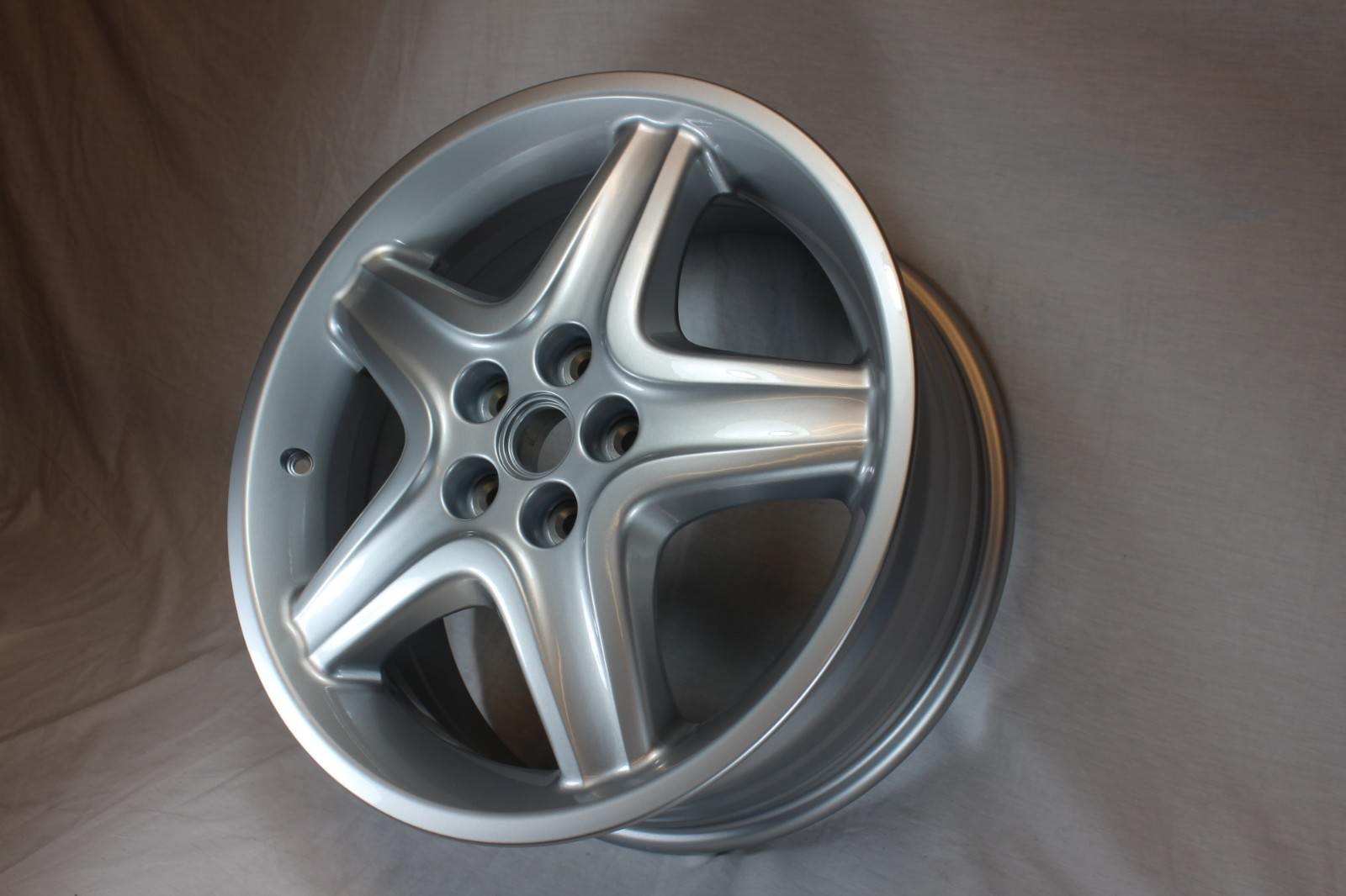 Ferrari BRAND NEW Genuine Original 512 TR Front Wheel Rim Factory OEM P/N 149550