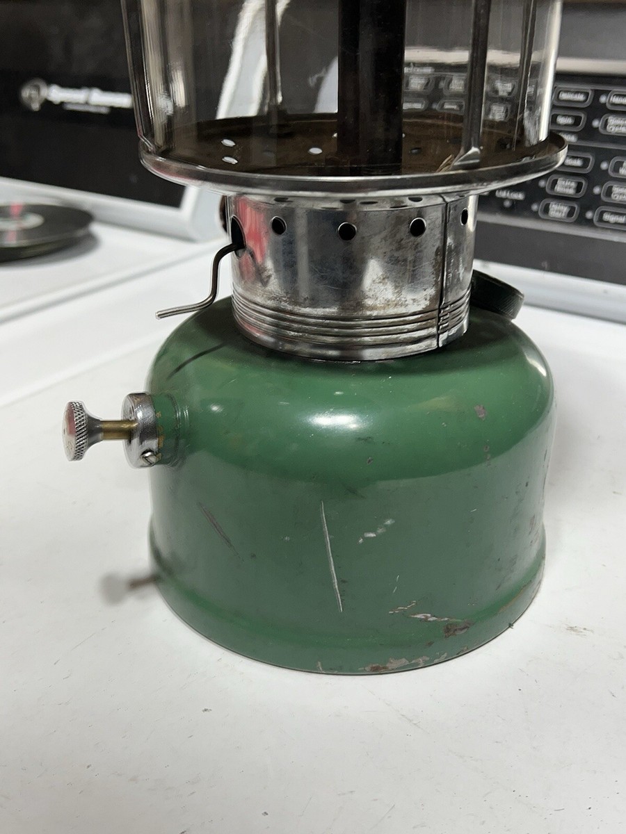 Vintage Green AFC Ashflash Gasoline Lantern Model 1022 Untested AS