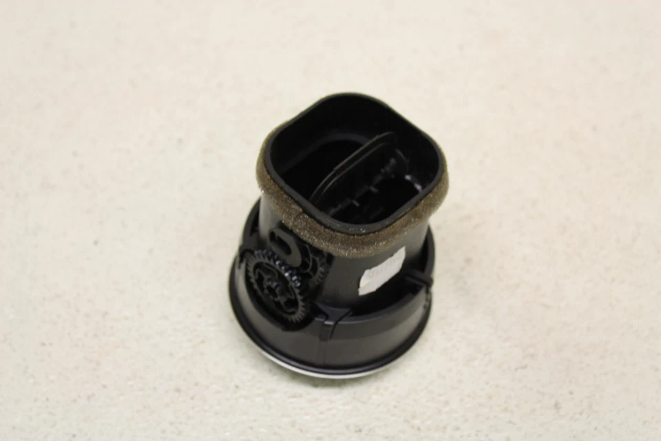 MK1 Audi TT HVAC ventilación conducto de aire tablero embellecedor original OEM 2000-2006 Foto 4 de 4