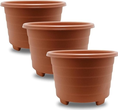 ZTAR Sleek Terracotta Planter 39cm - Large Plastic Pot with Feet 3 Pack)