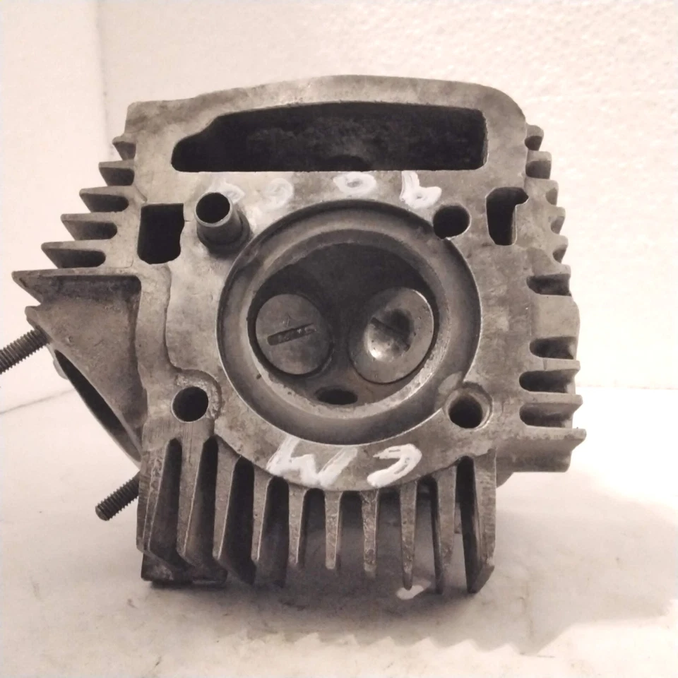 Honda CL90 CM91 CT90 Cylinder Head w/ Valves 12200-028-100 - Image 2 of 4