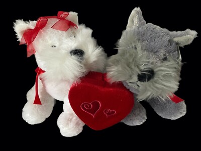 Mary Meyer Plush Kissing Scotties Boomer & Bree Scotty Valentines Day Heart Box