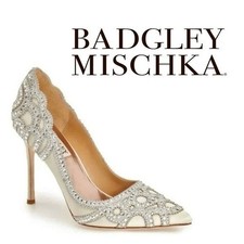 Badgley Mischka Ivory Cream Satin Jewel Embellished Pointed Toe Pumps Heels 8