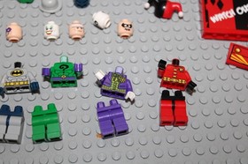 LEGO(6857)DC Comics: Dynamic Duo Funhouse Escape, Used, 100% Complete W/Manual