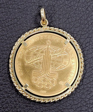 Gold-Münzanhänger 1/2 Unze 100 Rubel 1977 "Olympiade 1980", gesamt 21,5 Gramm