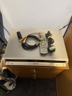 Panasonic DVD Recorder DMR ES15 Working with remote and leads