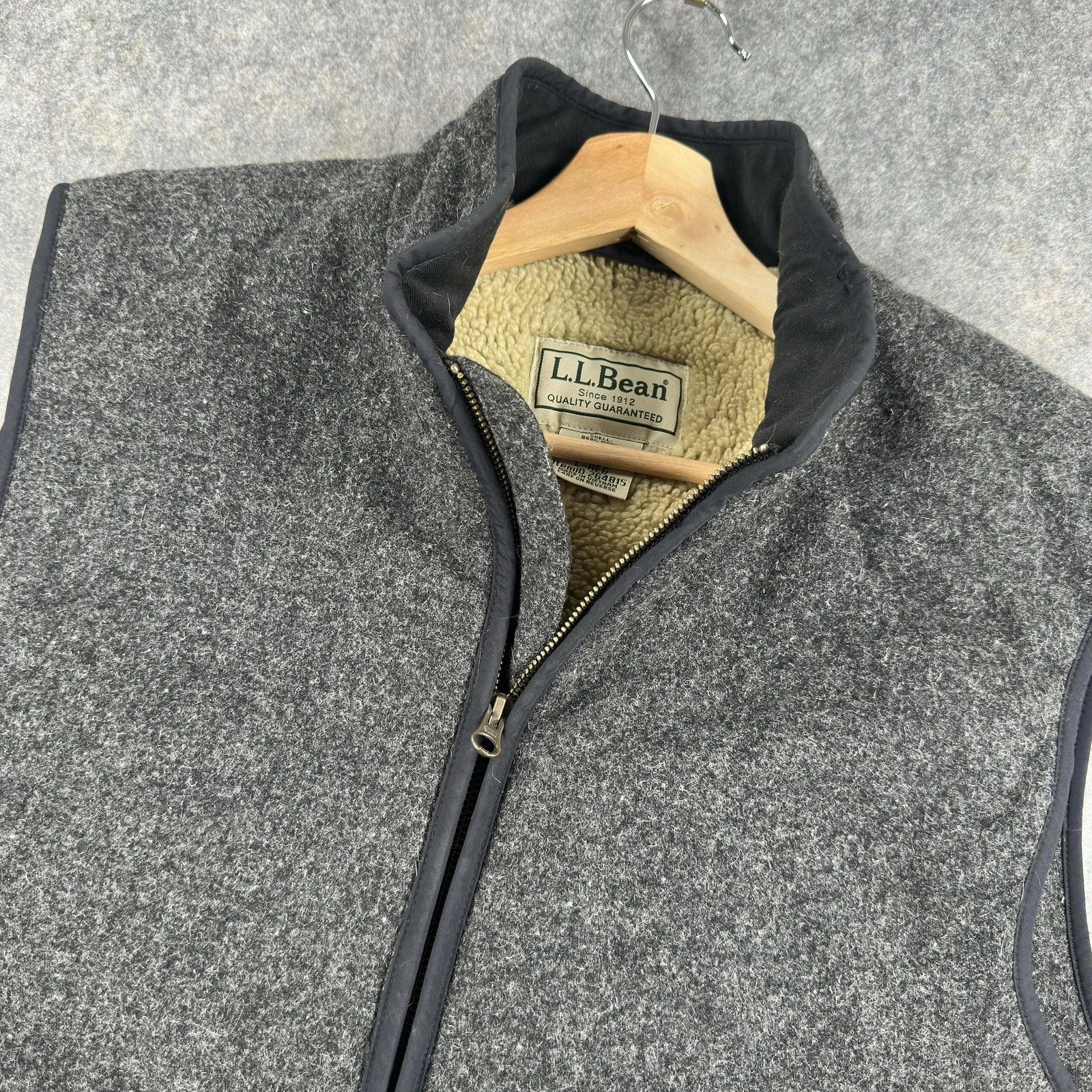 LL Bean Vest Mens Large Gray Wool Sherpa Fleece Lined Full Zip Outdoor Insulated