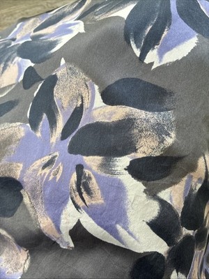 Banana Republic Size 6 Wrap 100% Silk Mini Dress  Grey Lined, Elegant & Stylish