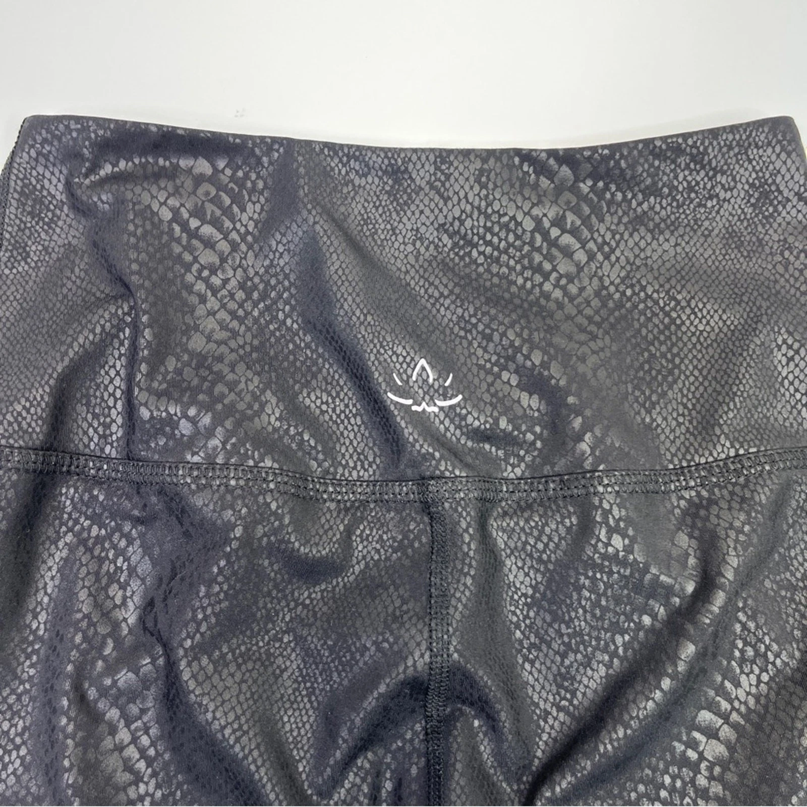 beyond-yoga faux leather animal print leggings