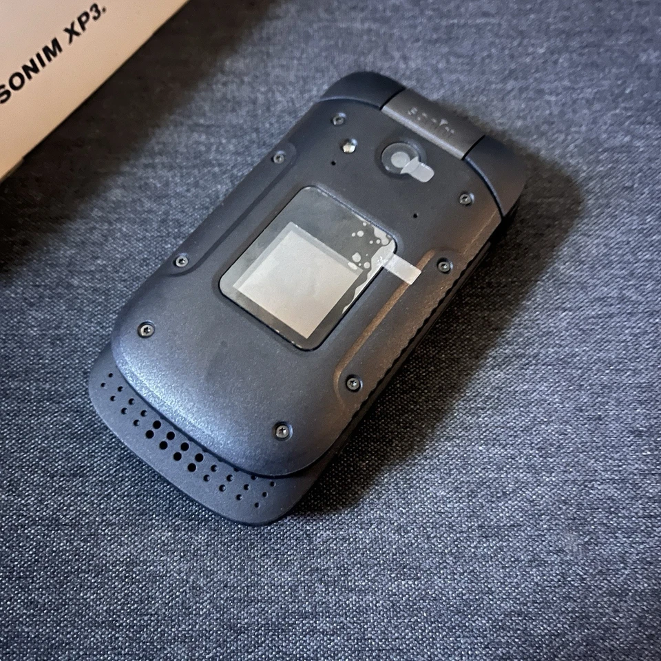 Sonim XP3 XP3800 4G LTE 8GB Rugged Flip Phone Black Sprint - Image 2 of 4