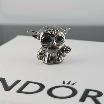 Pandora x Star Wars The Mandalorian Grogu The Child LE Charm