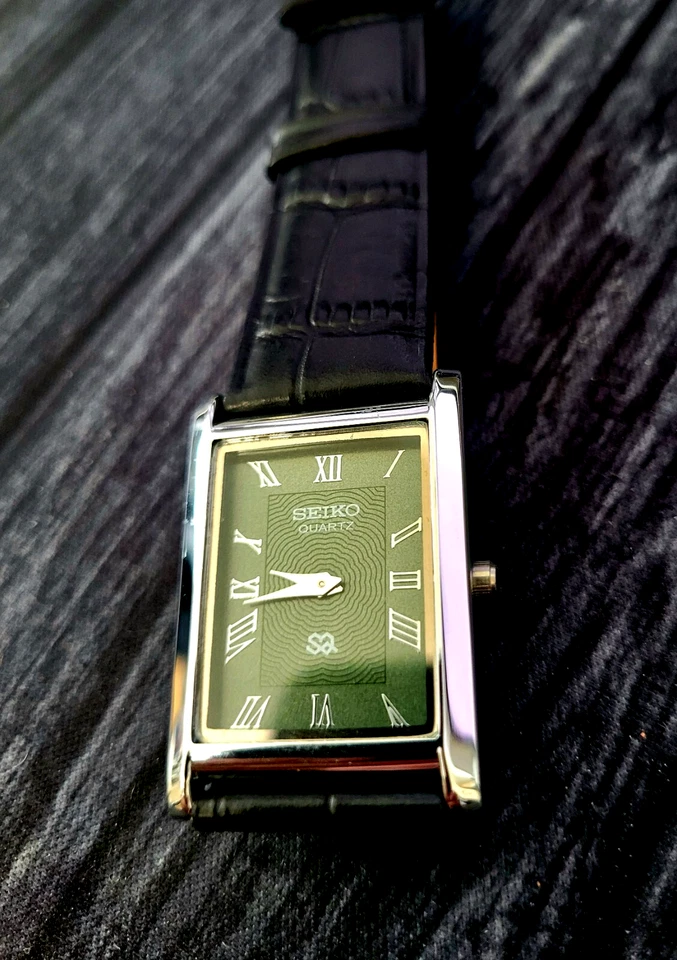 Reloj de cuero raro vintage delgado tanque cuarzo hombre Slv-Grn-negro Foto 2 de 4