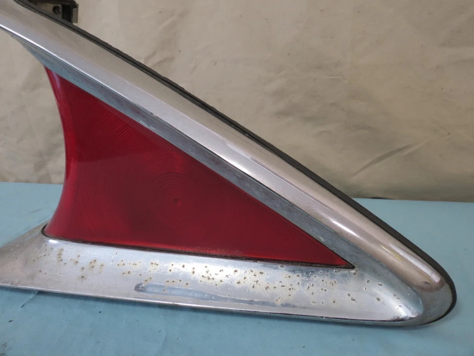 ✅ 59 1959 Mercury Parklane ESQUINA EXTERIOR QTR MTD luz trasera izquierda lado del conductor OEM Foto 3 de 4