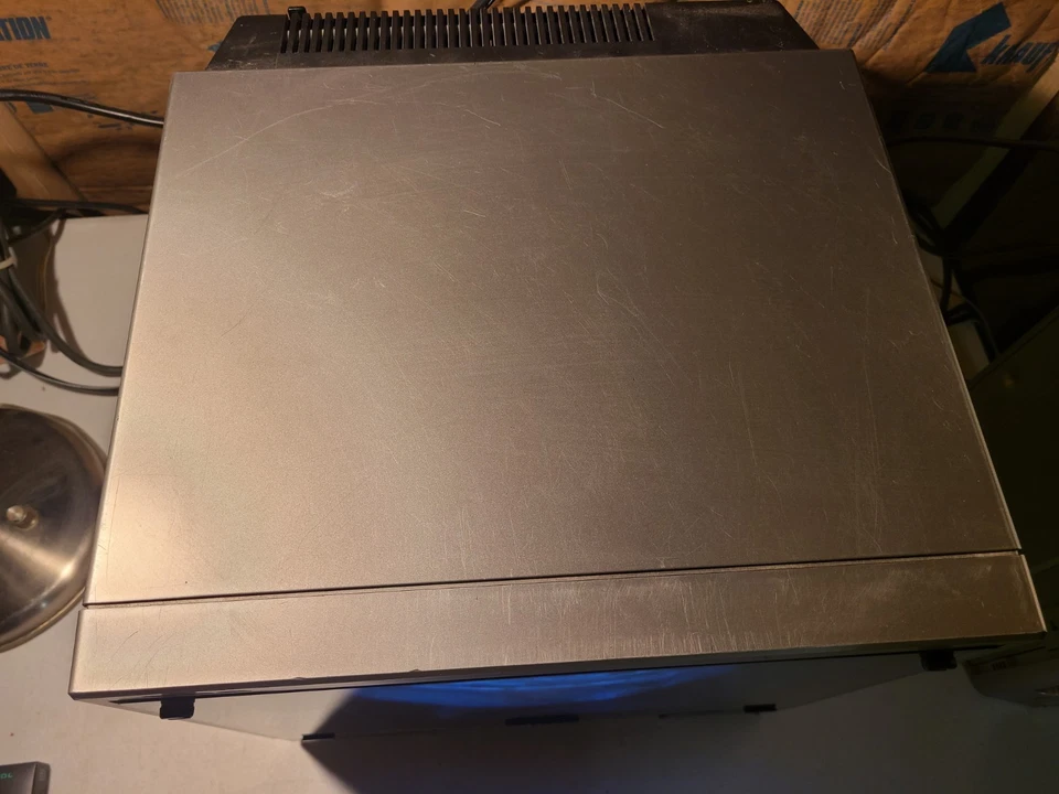 Sony PVM-1271Q Retro Gaming Color CRT TV NTSC RGB Trinitron Damaged In Shipping - Image 4 of 4