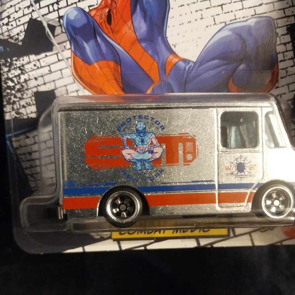 Hot Wheels Silver Series Marvel Spiderman Combat Medic 5/5 Foto 4 de 4