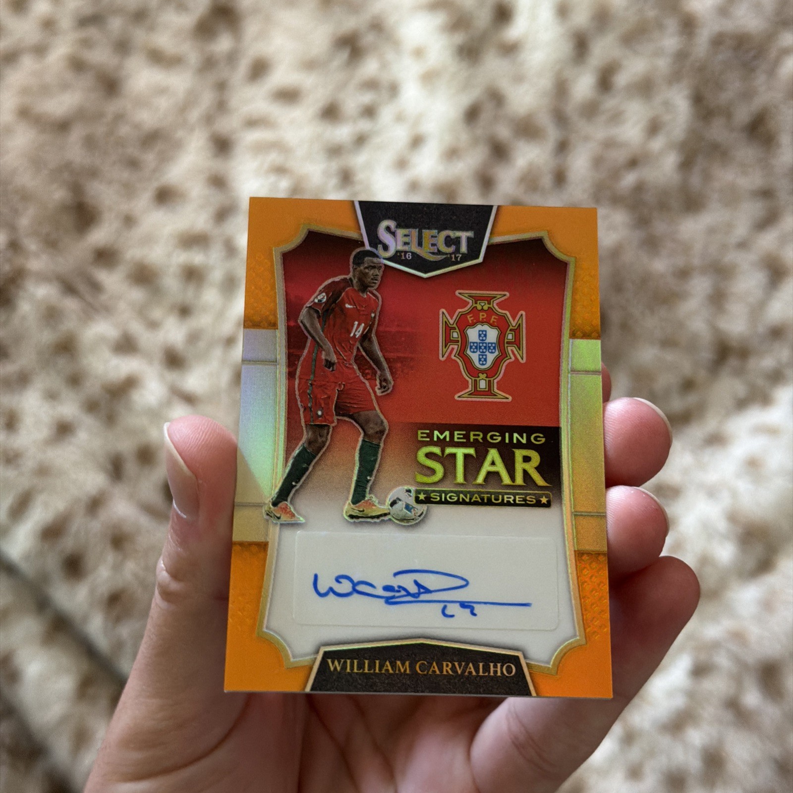 2016 Select William Carvalho Emerging Star Signatures Orange Auto /75 Portugal view 7