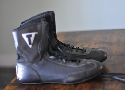 TITLE Boxing Black High-Top Boxing Shoes