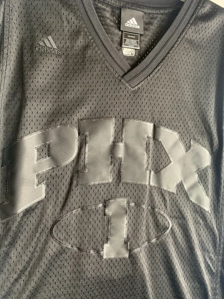 Camiseta Amare Stoudemire Adidas Blackout Talla Mediana ¡Muy Rara Encuentra! Foto 2 de 4