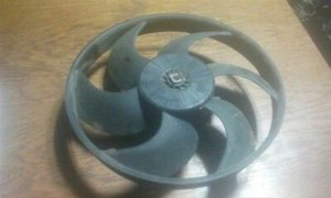 Fiat Brava 1.6 182 (2)  Lüfter Kühlerlüfter Kühler