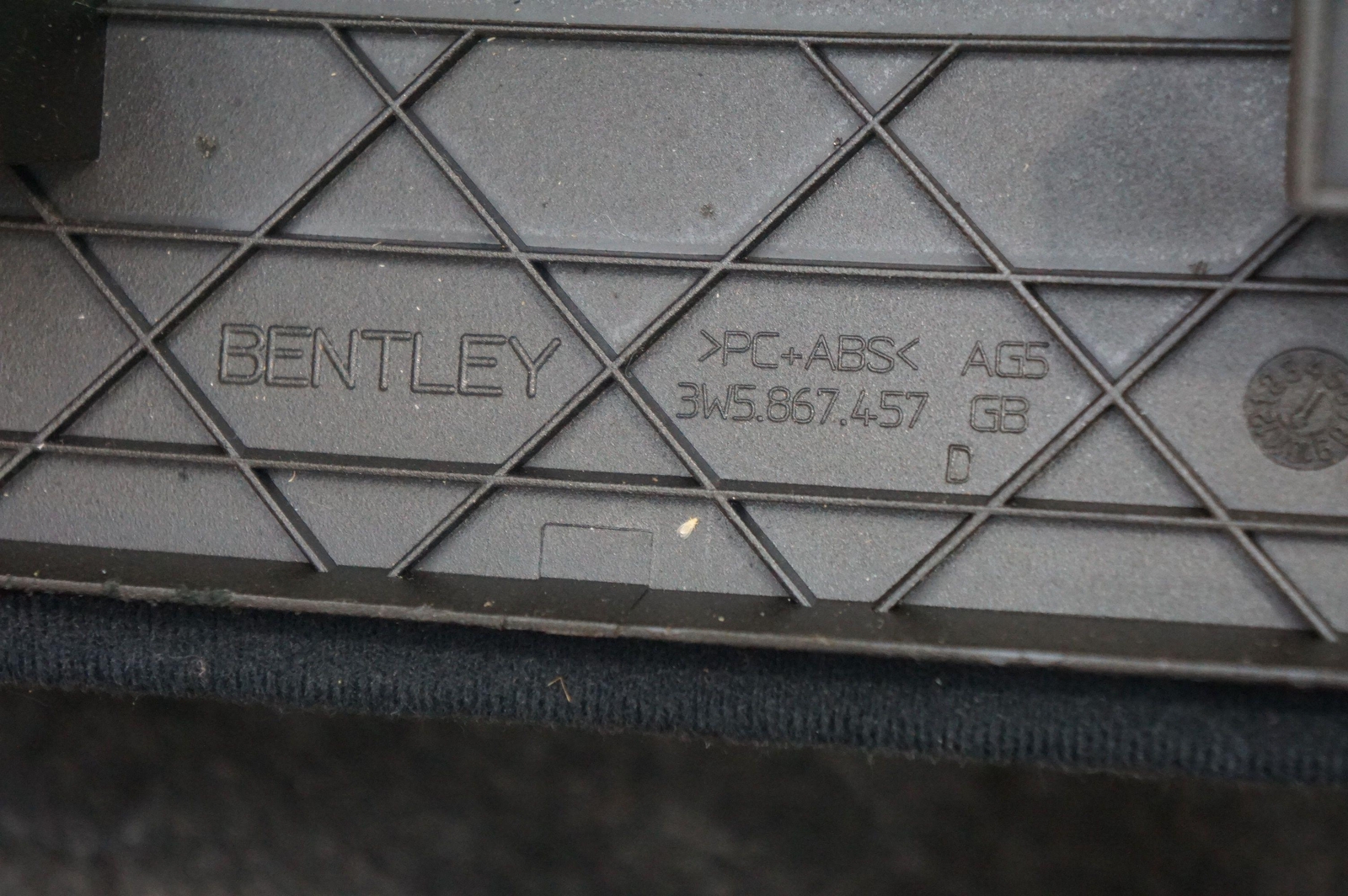 Set Front Left Right A Pillar Trim OEM 3W5867457 Bentley Flying Spur 06-12 *Note