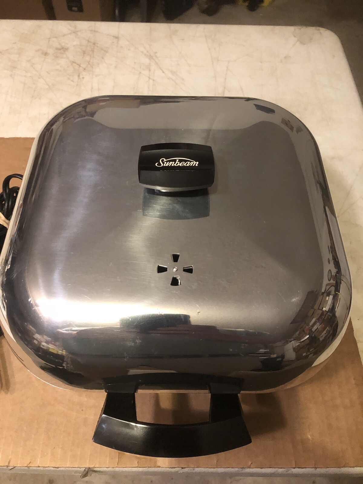 Sunbeam Aluminum NonStick Electric Skillet Vintage Dome Fry Skillet