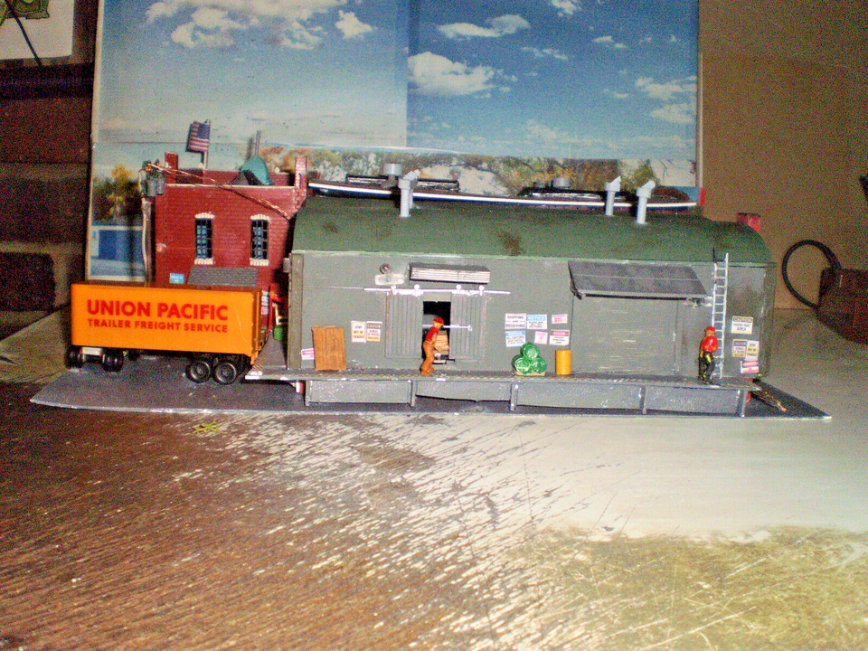 HO scale building Factory w/docks w/LIGHTS Selfmade eBay