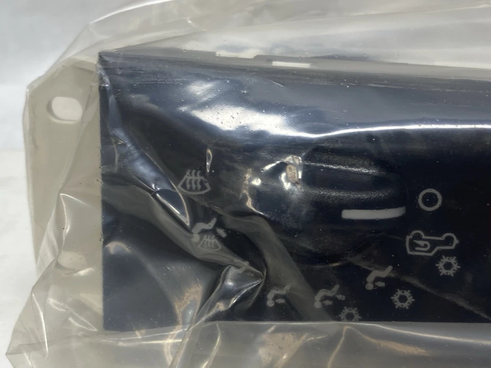 Standard Ignition HS373 BL101 A/C And Heater Selector Switch - Image 3 of 4