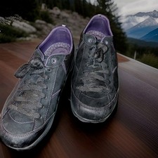 Womens Dansko Black Sneakers USA Size 8.5W Euro Size 39W