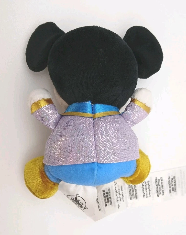 Disney Wishables 50th Anniversary Mickey Minnie & Goofy 5.5" Plush Collectibles - Image 3 of 4