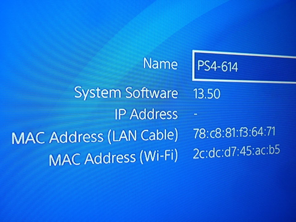 Sony PlayStation 4 Slim, photo 2 of 5