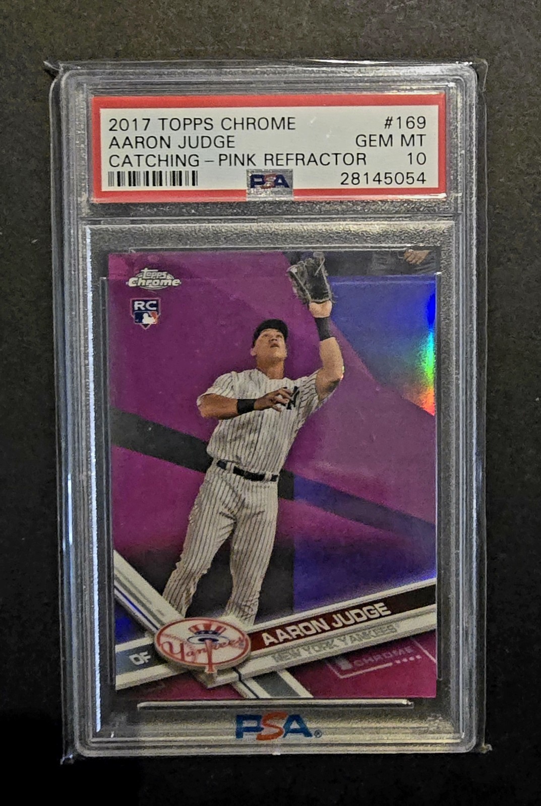 2017 Topps Chrome Aaron Judge #169 Pink Refractor Catching PSA 10 GEM Mint RC NY